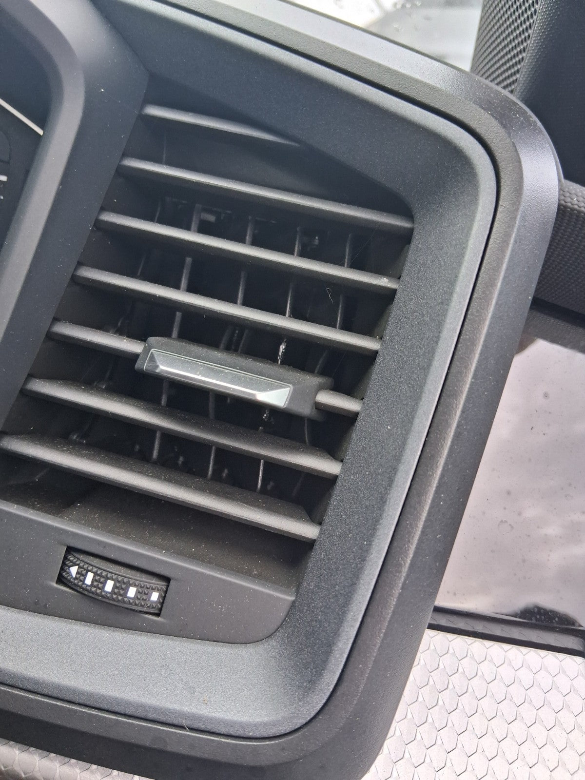 2024 AUDI A1 S LINE MK2 GB OSF DRIVER SIDE FRONT RIGHT AIR VENT