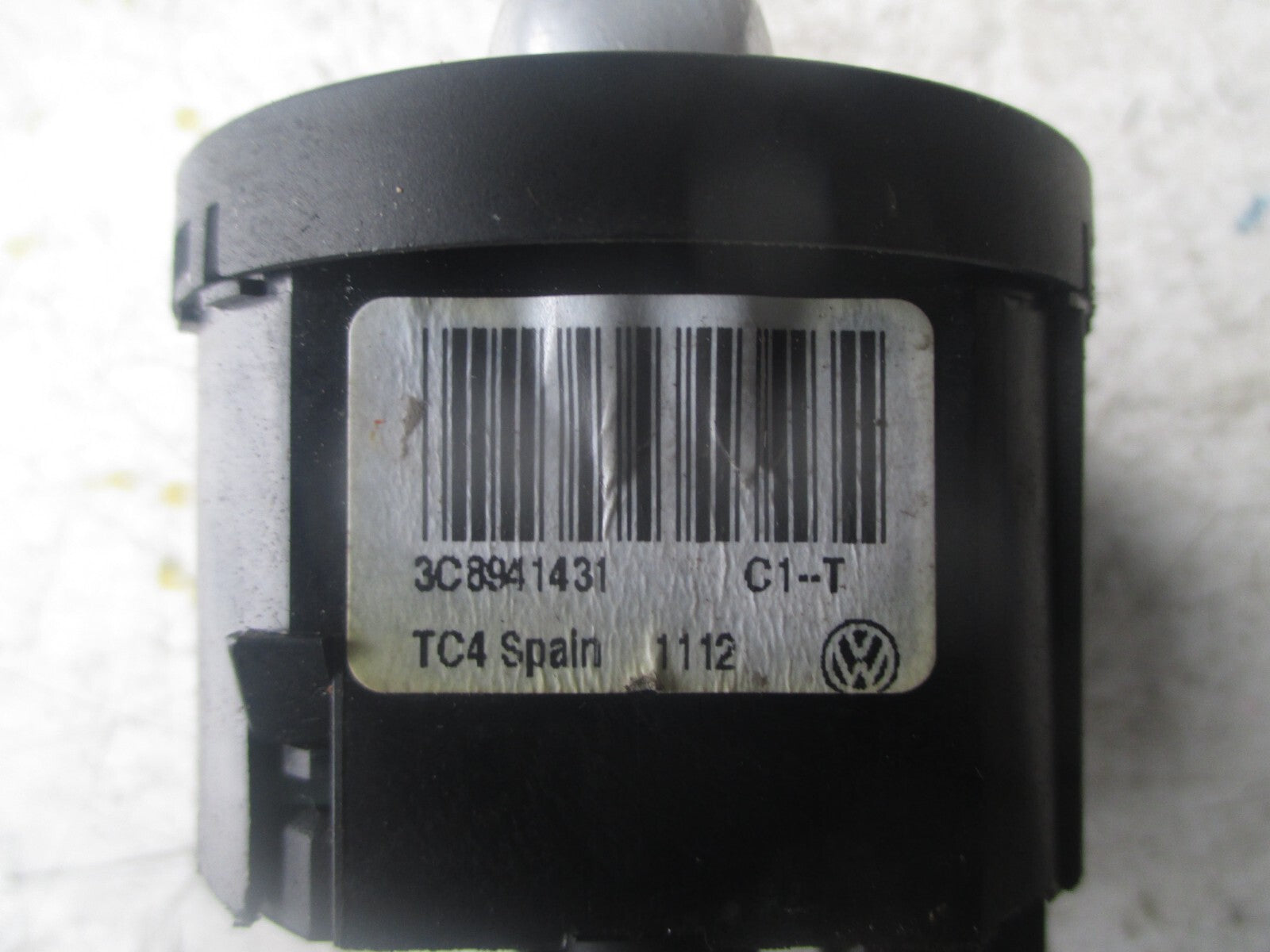VW VOLKSWAGEN PASSAT B7 2014 DASHBOARD HEADLIGHT SWITCH 3C8941431