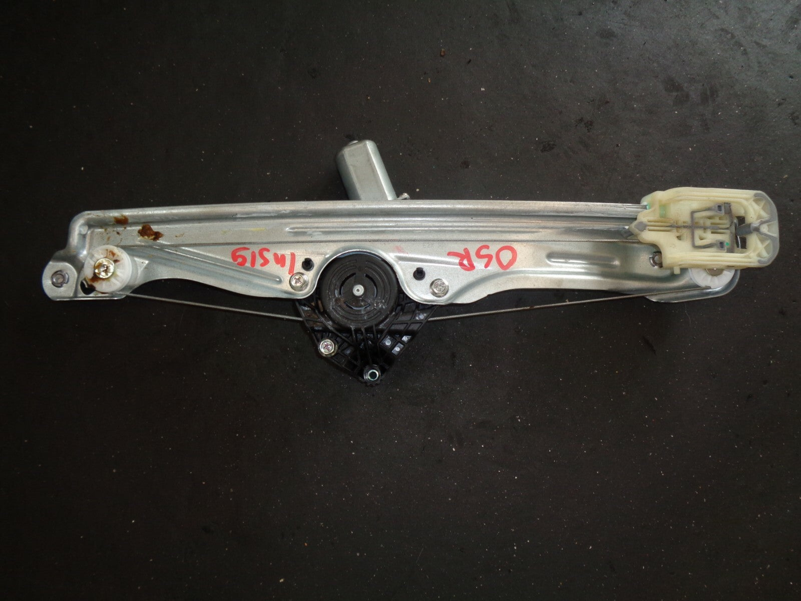 VAUXHALL INSIGNIA 2019 O/S/R DRIVER SIDE REAR WINDOW MOTOR & REGULATOR 39176508