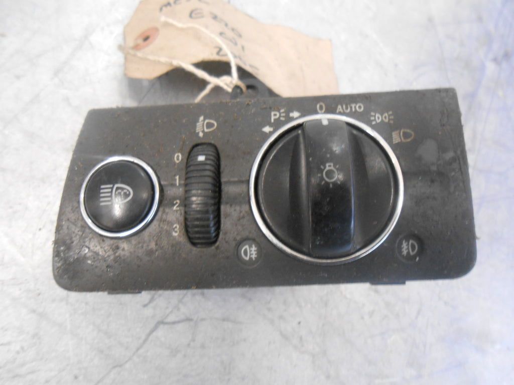MERCEDES E CLASS W211 2005 HEADLIGHT CONTROL SWITCH UNIT 2115450104