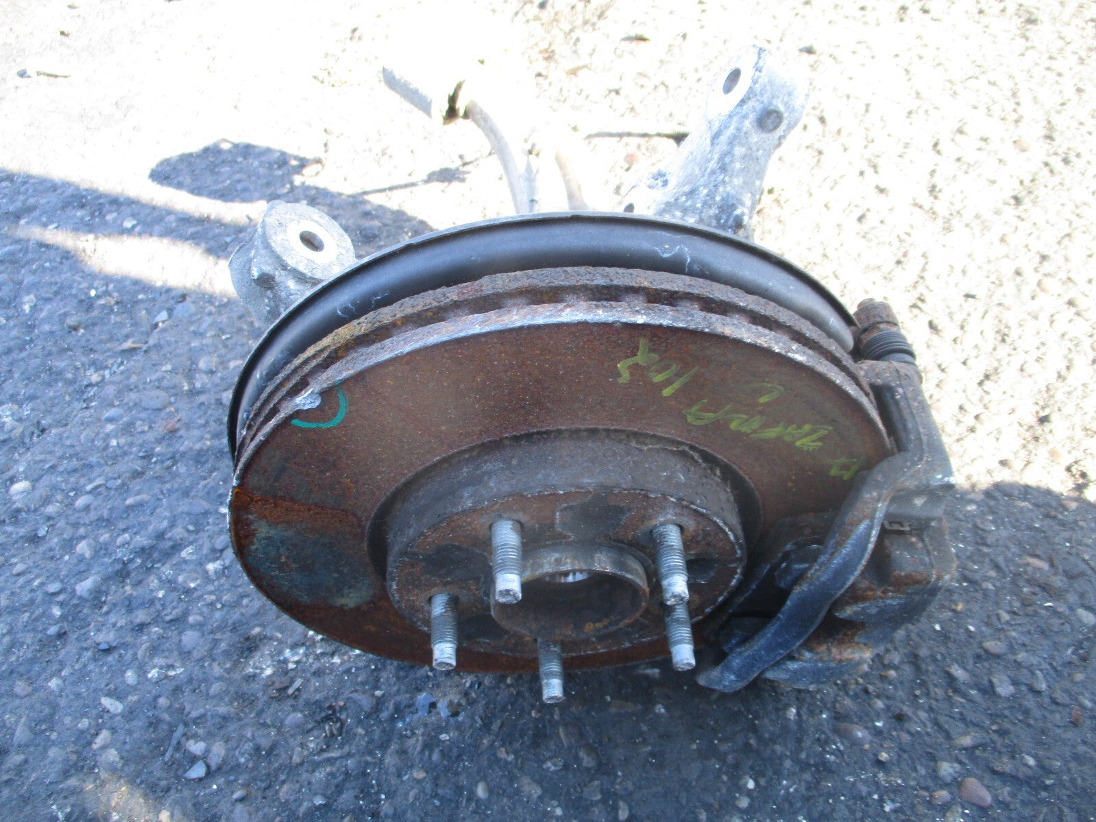 VAUXHALL ZAFIRA C 2017 1.4 PETROL MANUAL OS DRIVER SIDE WHEEL BEARING HUB