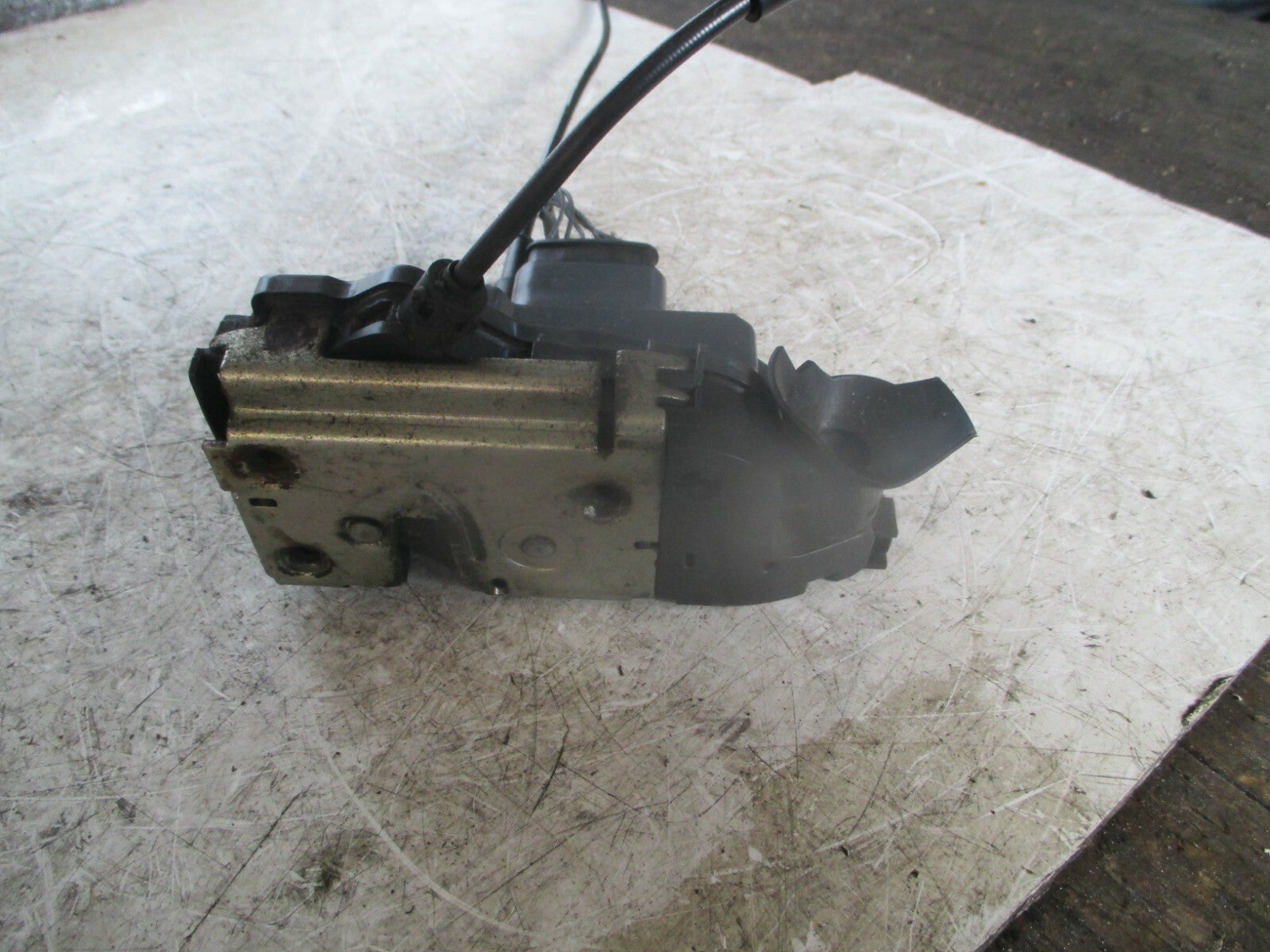 RENAULT SCENIC 2008 MK2 NSF FRONT PASSENGER SIDE DOOR LOCK MECHANISM