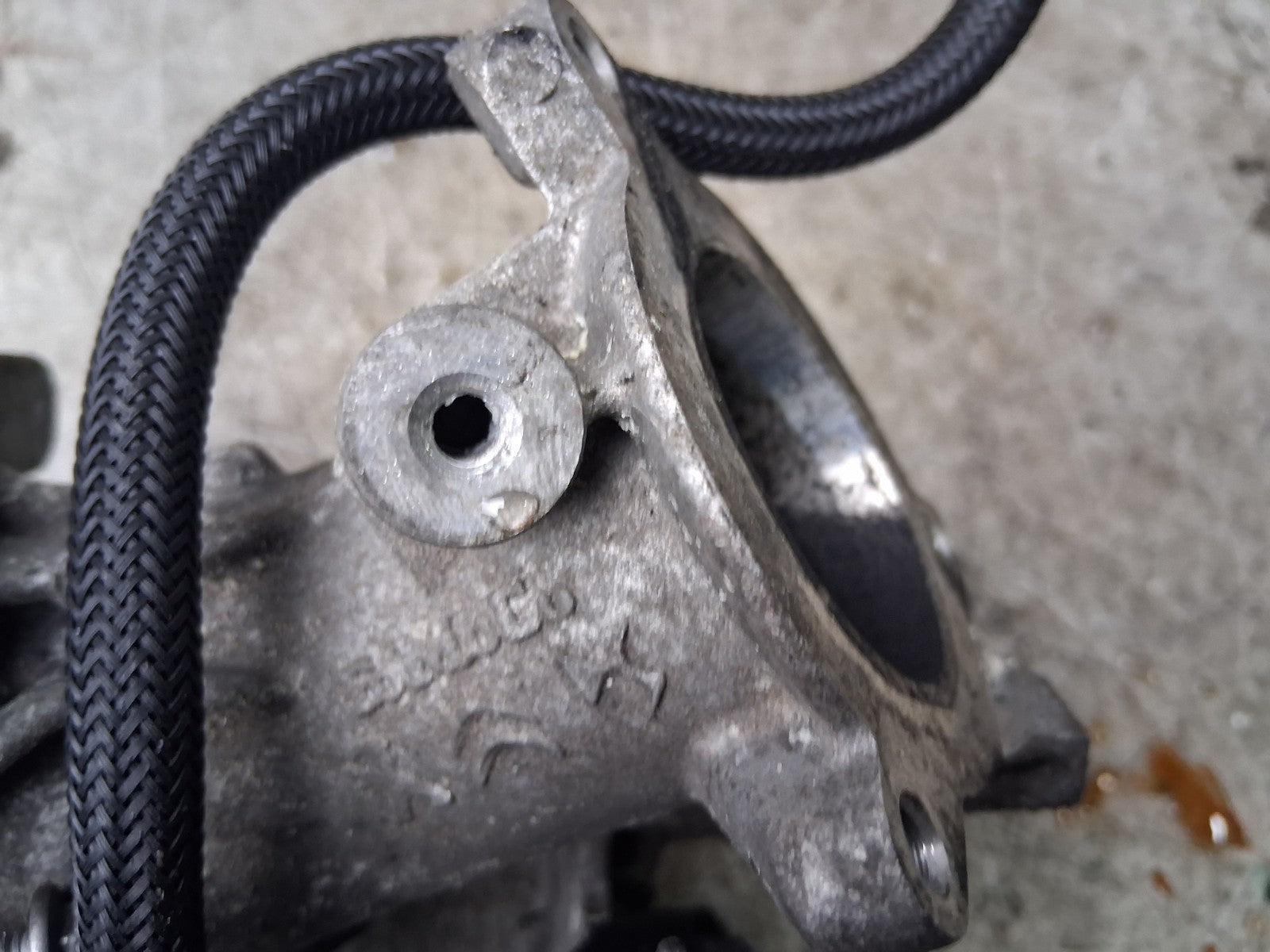 2021 VAUXHALL VIVARO MK3 EGR VALVE PIPE HOUSING 9821154280