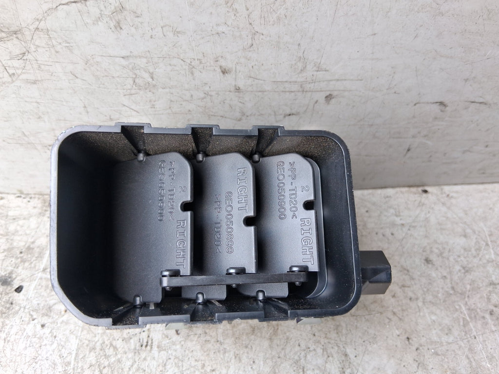 2023 RENAULT MASTER MK3 OSF DRIVER SIDE FRONT DASHBOARD AIR VENT 687518035R