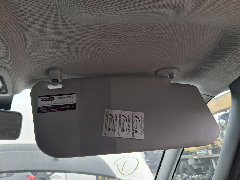 2019 FIAT 500L HATCH OSF DRIVER SIDE FRONT INTERIOR SUN VISOR SHADE