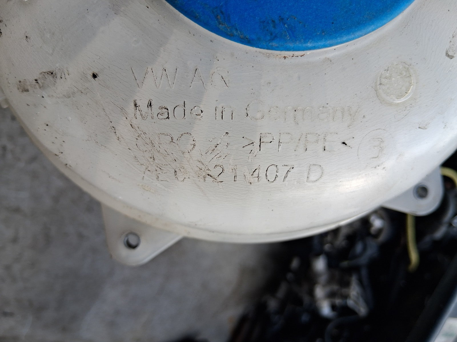 2010 FIAT DOBLO MK1 COOLANT WATER EXPANSION TANK BOTTLE RESERVOIR