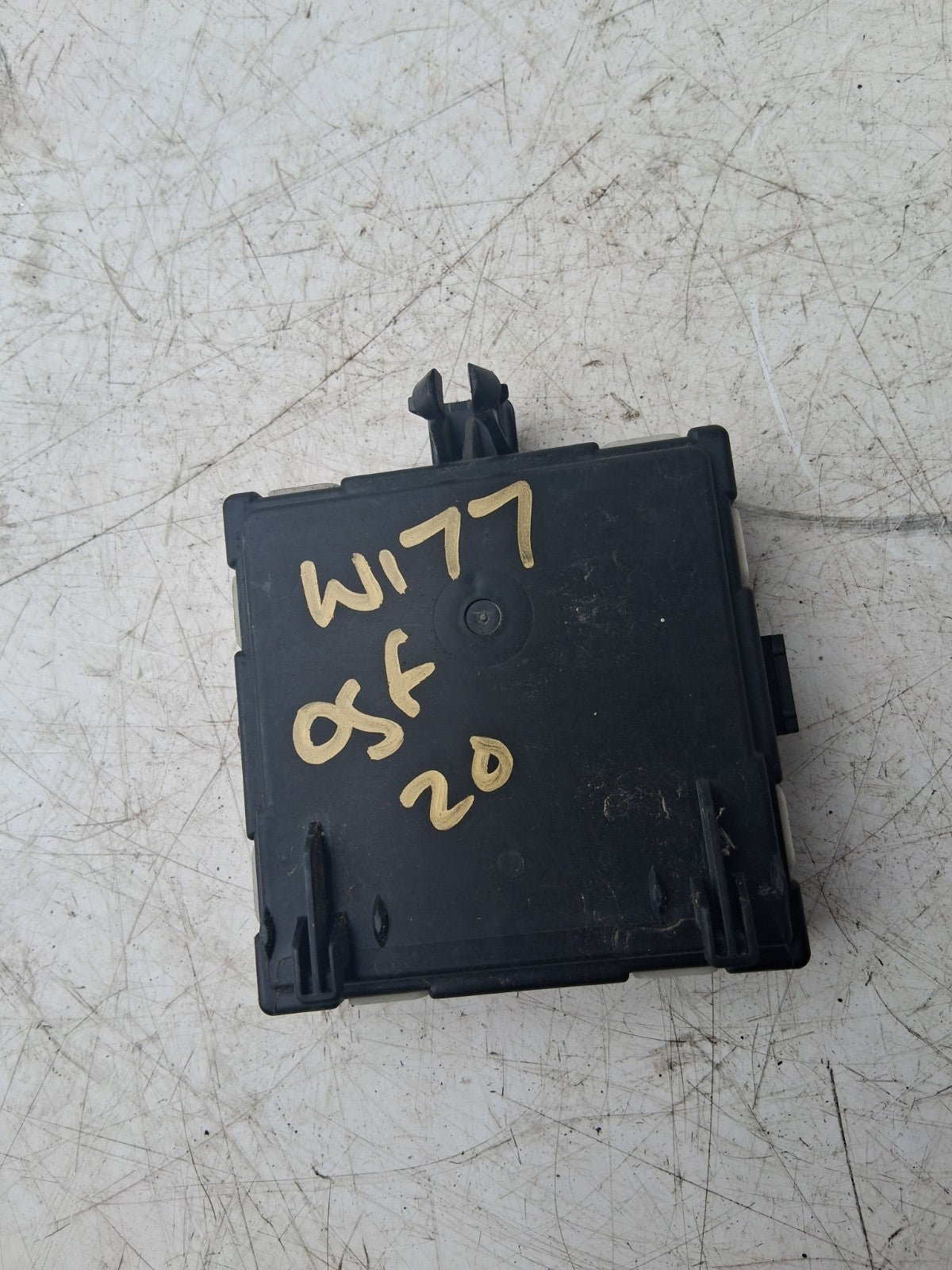 2020 MERCEDES A CLASS W177 OSF DRIVER RIGHT SIDE DOOR CONTROL MODULE A1779004106