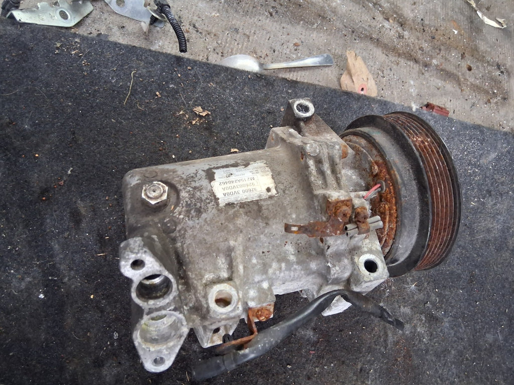 2008 MITSUBISHI OUTLANDER 2.2 DIESEL  A/C AIR COMPRESSOR PUMP 926003VD0A