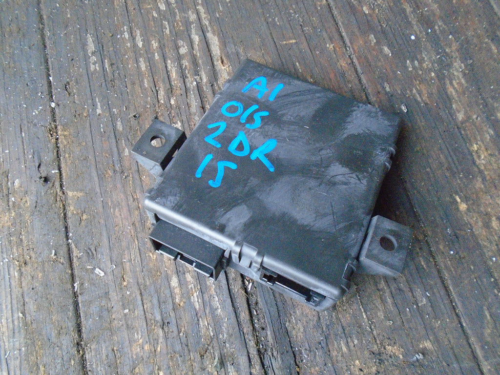 AUDI A1 8X 2015 3 DOOR OS DRIVER SIDE DOOR CONTROL UNIT GATEWAY ECU 8U0907468AC