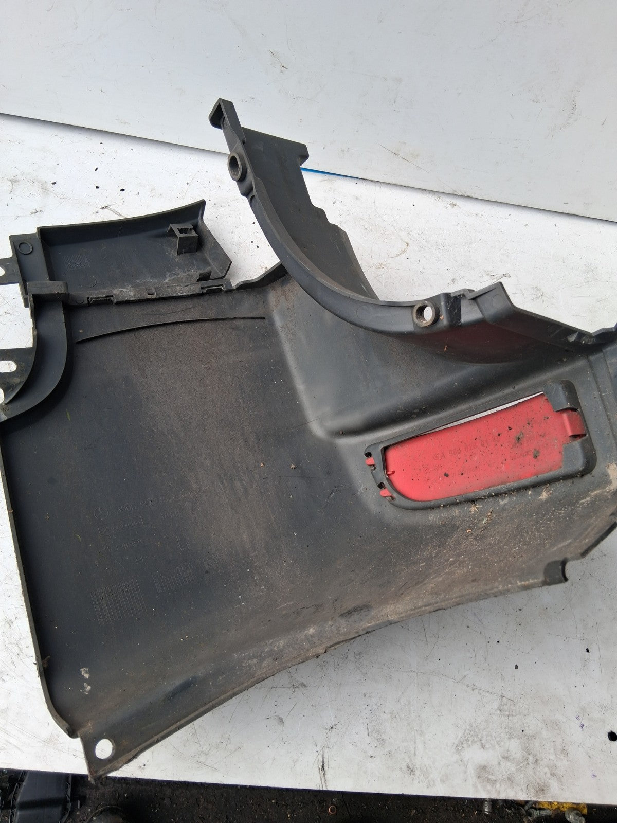 2020 MERCEDES BENZ SPRINTER OSR OFF RIGHT DRIVER SIDE REAR BUMPER A9068804671