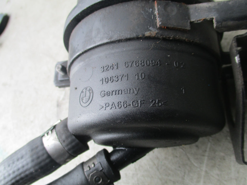 2010 BMW E92 POWER STEERING PUMP 6768094-02