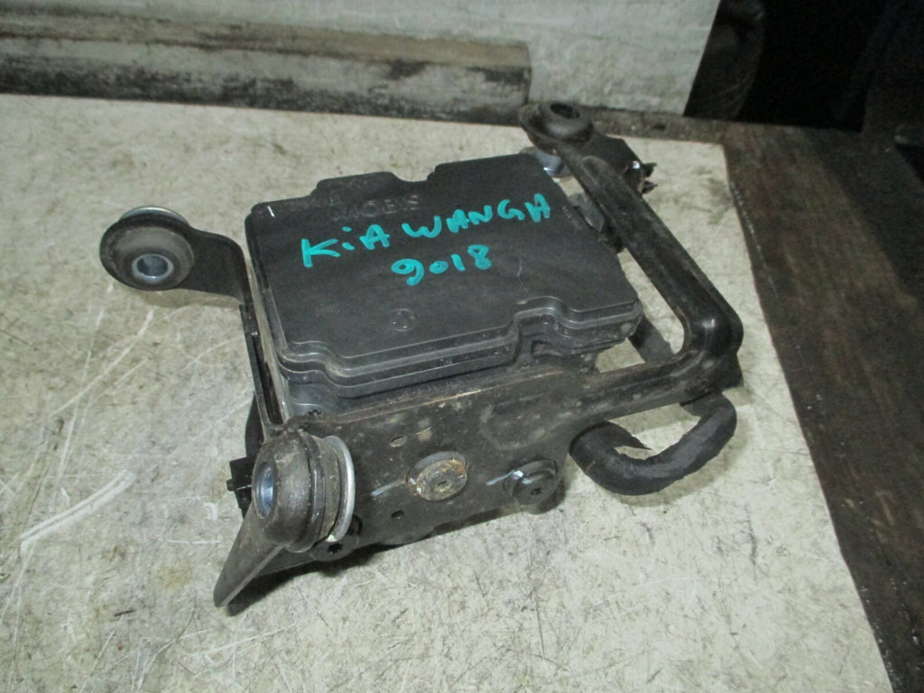 KIA VENGA 2018 ABS PUMP AND MODULATOR 1P58920950