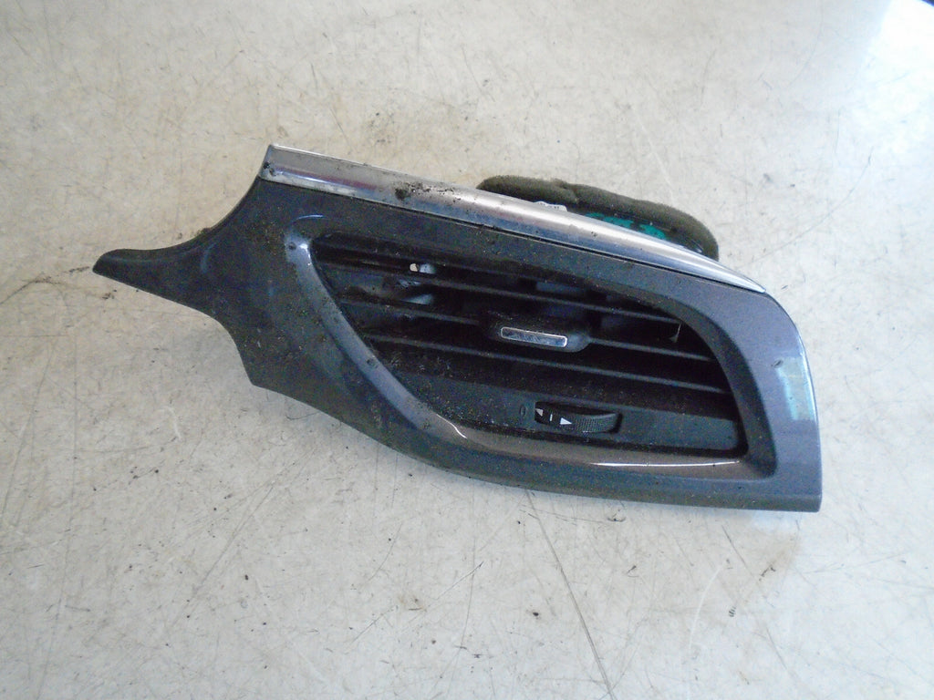 VAUXHALL CORSA E 2018 OSF DRIVER SIDE FRONT DASH AIR VENT 13384932