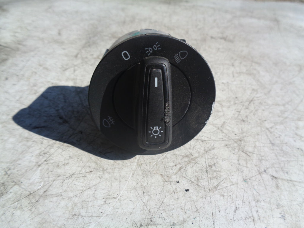 SKODA FABIA 2018 MK3 NJ HEADLIGHT CONTROLLER SWITCH BUTTON 5E0941431G