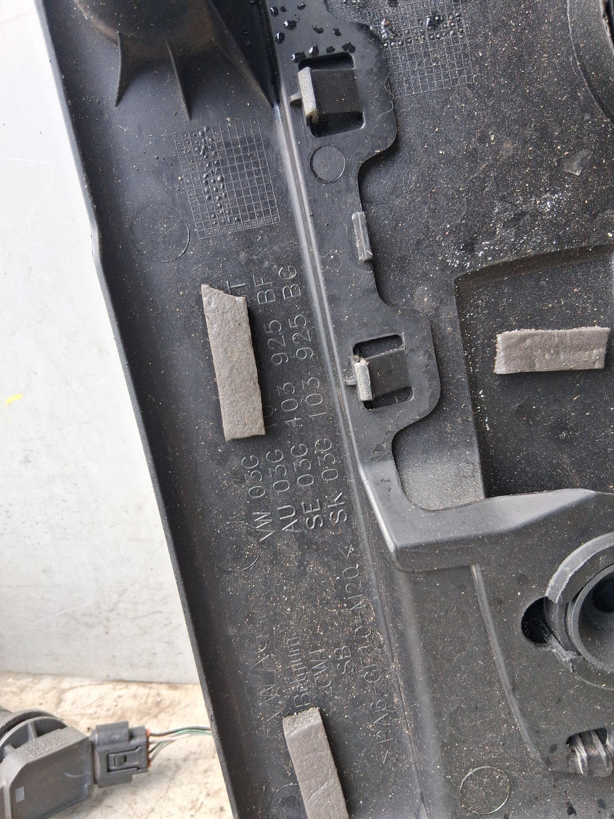 2006 VW VOLKSWAGEN PASSAT B6 ESTATE ENGINE COVER 03C103925