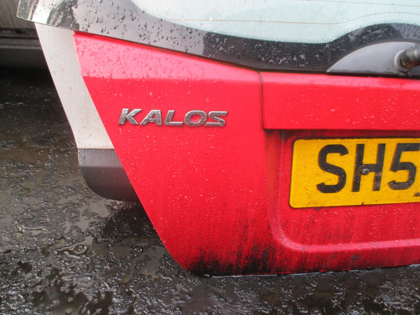 CHEVROLET KALOS 2007 REAR BACK BOOT LID TAILGATE HATCH GLASS WIPER RED