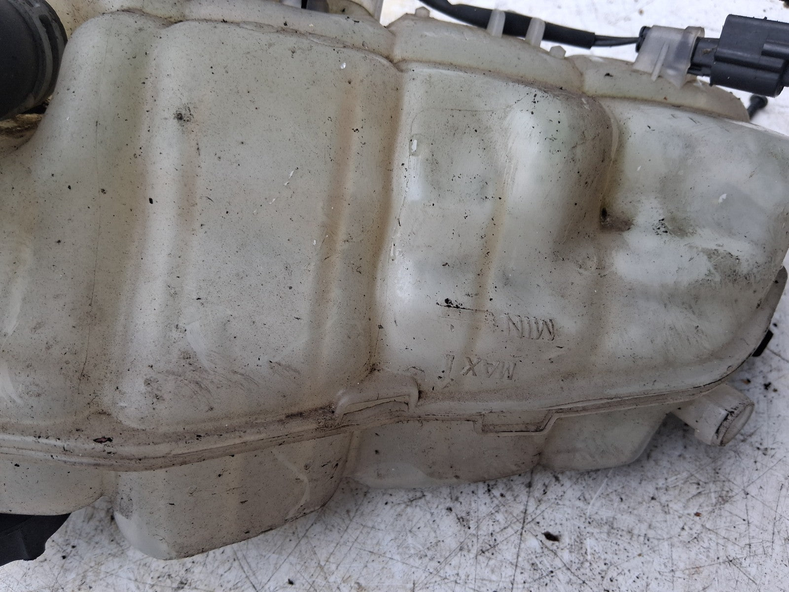 2015 VOLVO V40 D2 COOLANT OVERFLOW EXPANSION TANK RESERVOIR 31338764