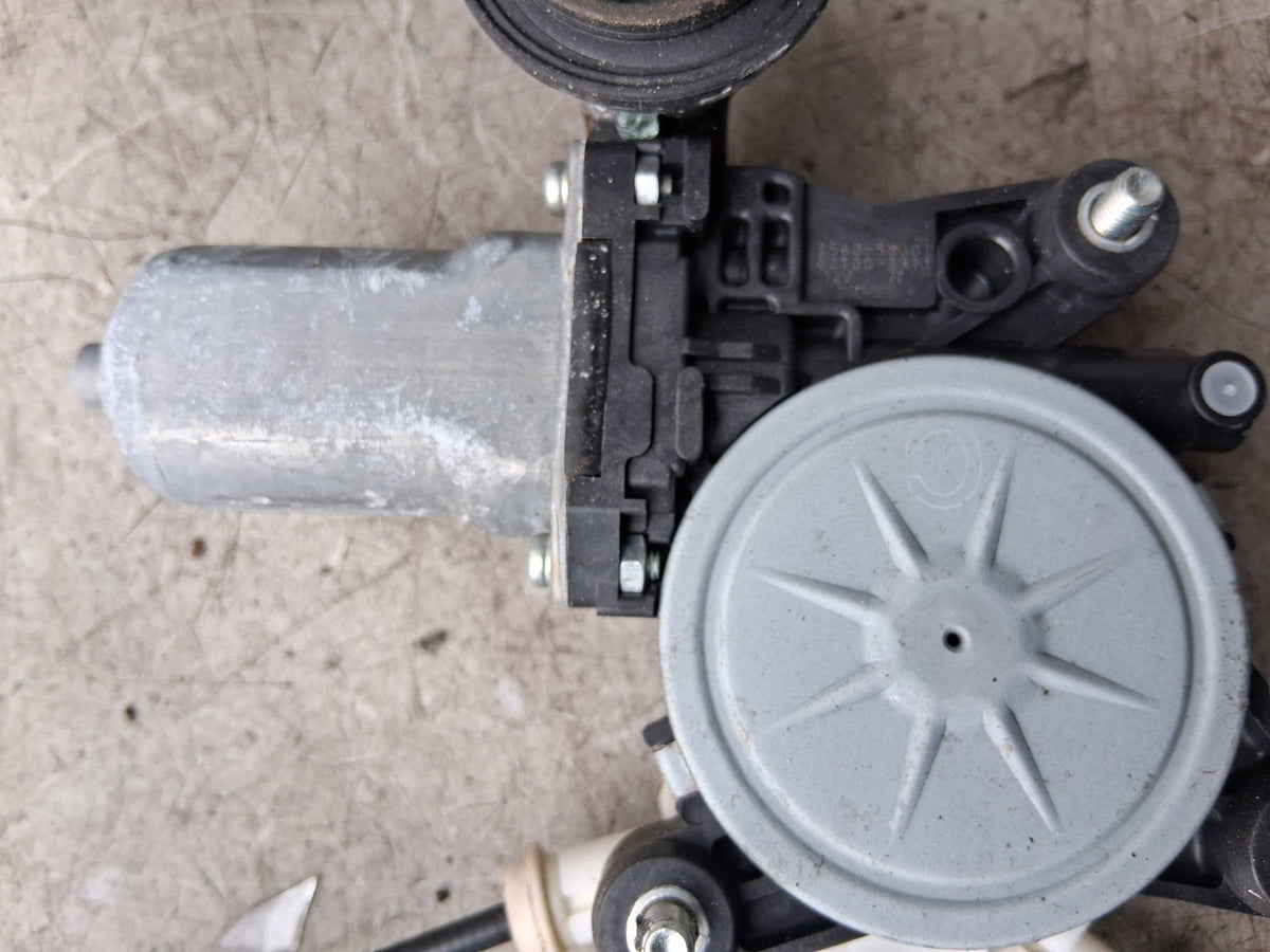 SUZUKI SWIFT MK3 2016 NSF PASSENGER SIDE FRONT LEFT WINDOW MOTOR & REGULATOR