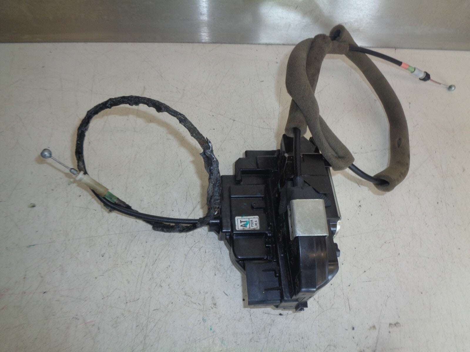 NISSAN X TRAIL MK3 FACELIFT 2019 NSR PASSENGER REAR DOOR LOCK MECHANISM DAMAGED