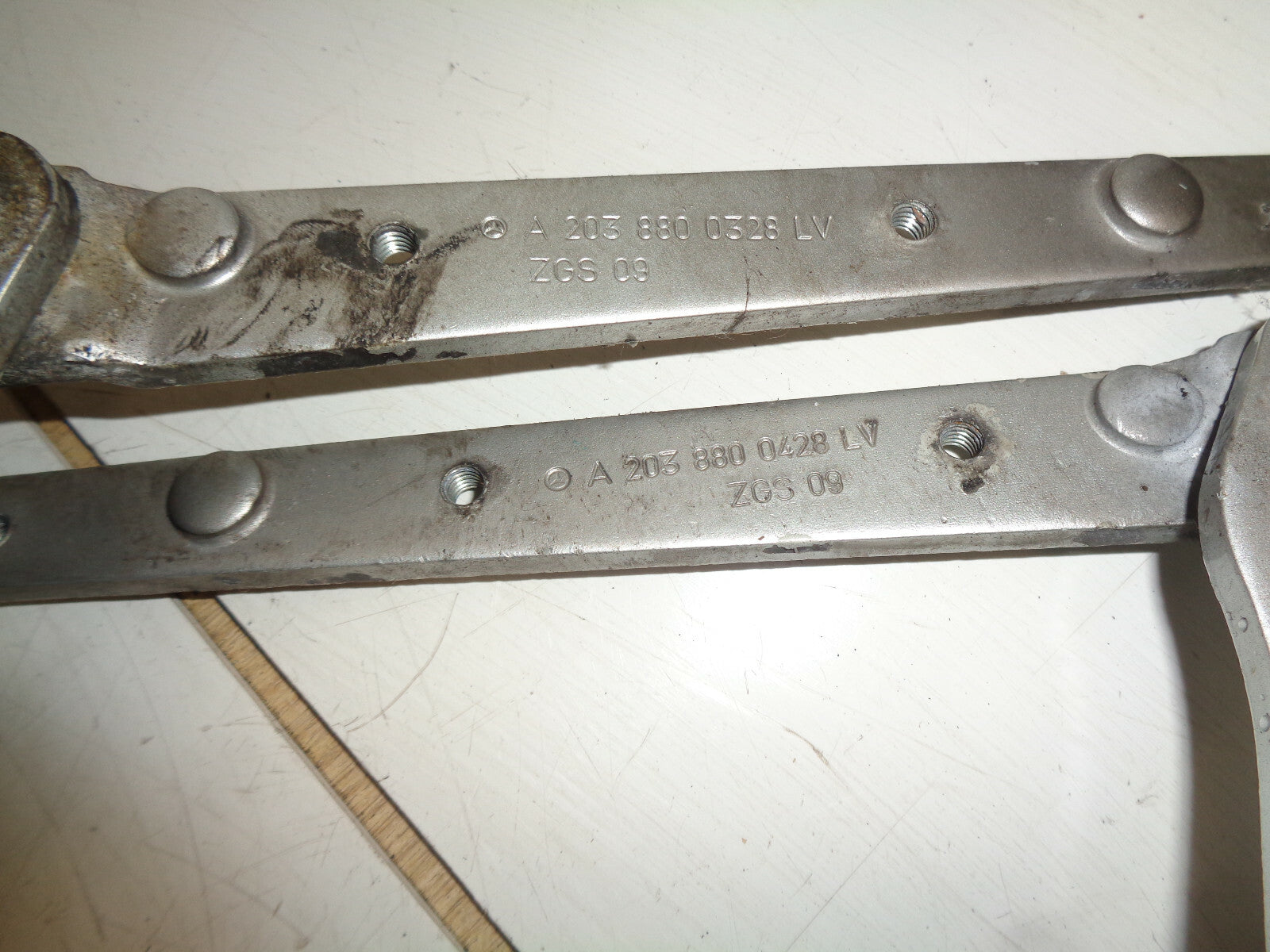 MERCEDES BENZ C CLASS W203 W209 FRONT BONNET HINGES A2038800328