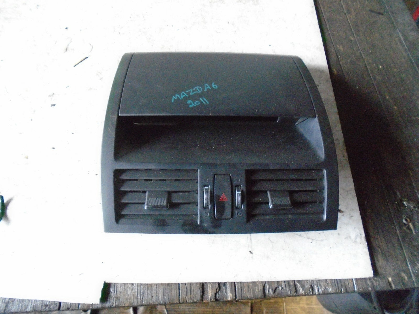 MAZDA 6 2011 MK2 ESTATE DASHBOARD DISPLAY SCREEN GDK4611J0
