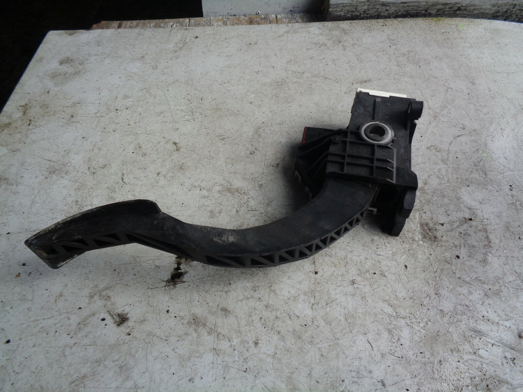 PEUGEOT BOXER MK3 2017 VAN DIESEL THROTTLE ACCELERATOR PEDAL 1384162080