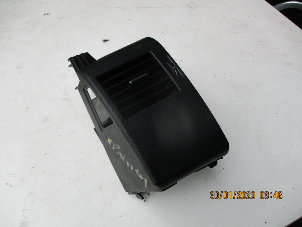 MERCEDES SPRINTER W906 2013 NS PASSENGER SIDE AIR VENT DASH TRIM A9068300654