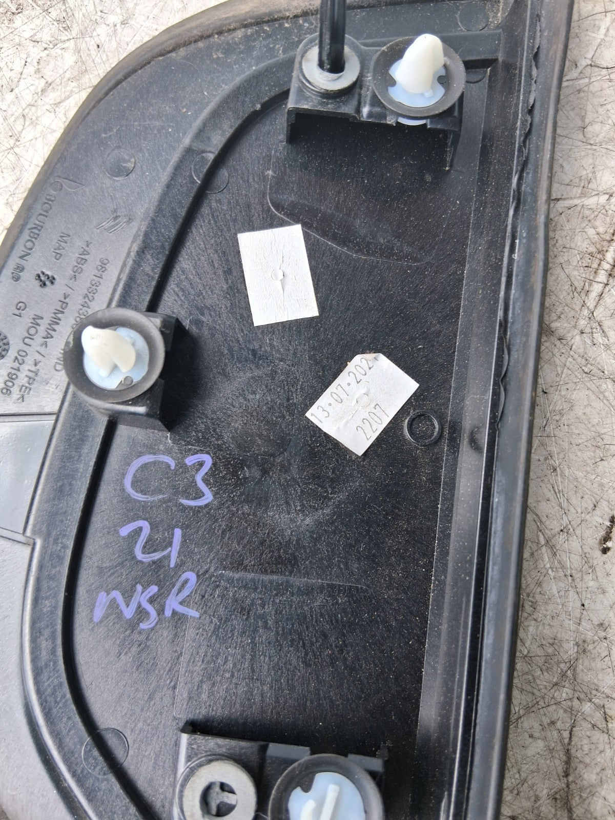 2021 CITROEN C3 NSR PASSENGER SIDE QUARTER FENDER COVER TRIM 9813324280