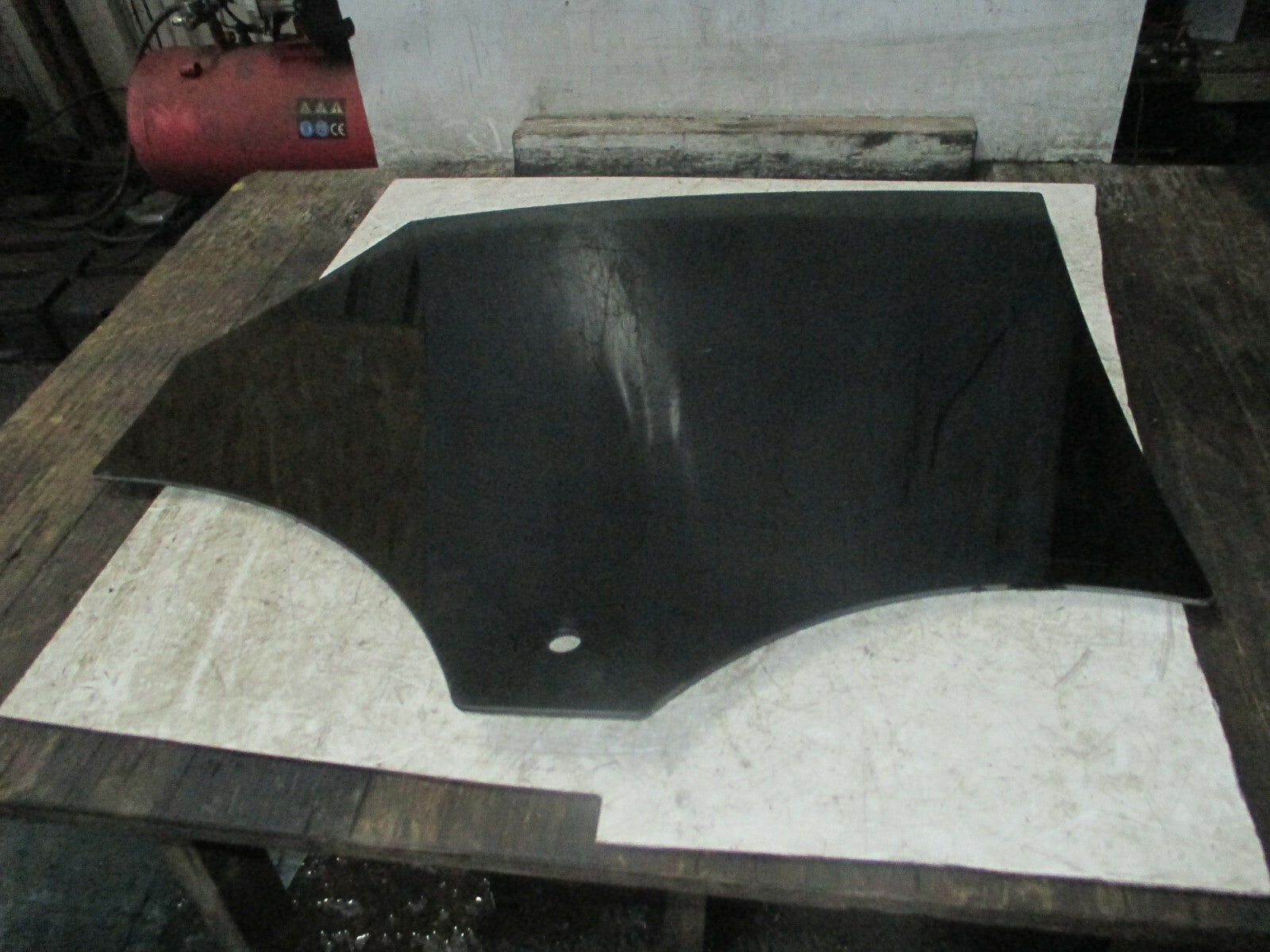 FORD MONDEO MK4 2013 NSR PASSENGER SIDE REAR DOOR WINDOW GLASS