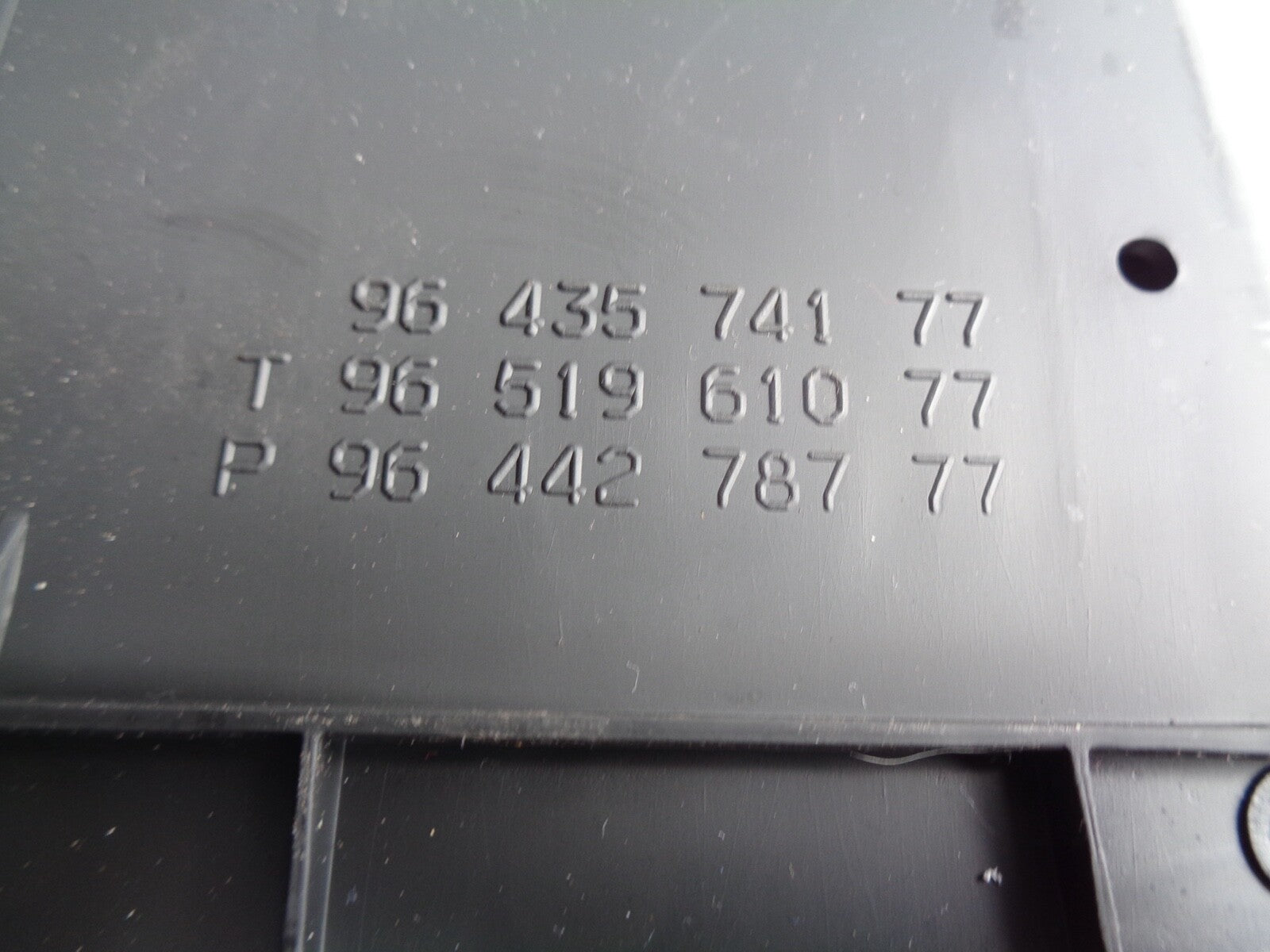 CITROEN C3 2008 STORAGE COMPARTMENT TRAY 9643574177