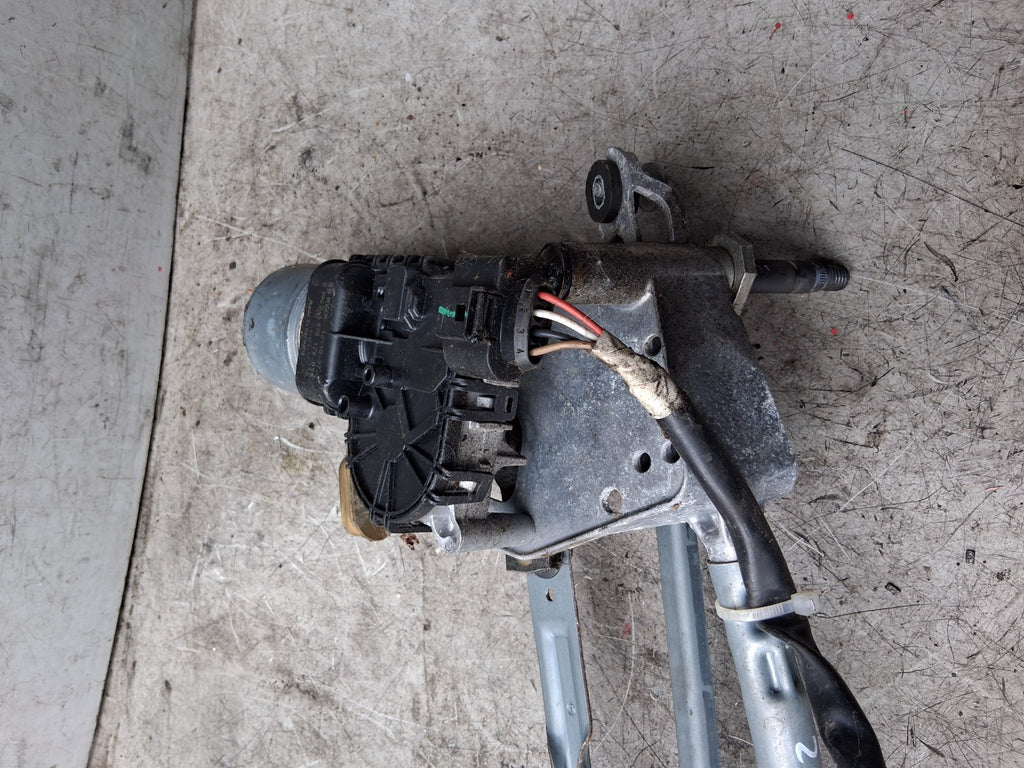 2012 PEUGEOT 208 1.2 PETROL FRONT WINDSCREEN WIPER MOTOR & LINKAGE 9673917180