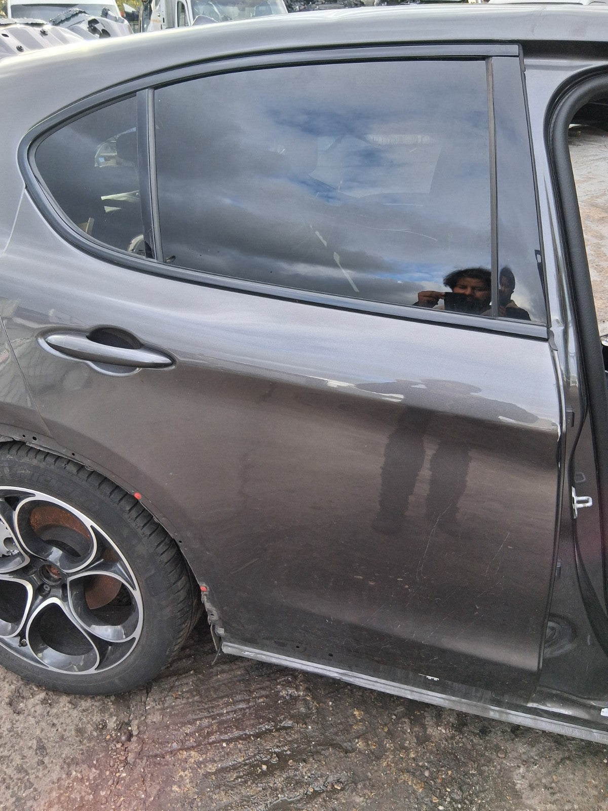 2022 ALFA ROMEO STELVIO 949 4Q OSR DRIVER SIDE REAR RIGHT BARE DOOR GREY