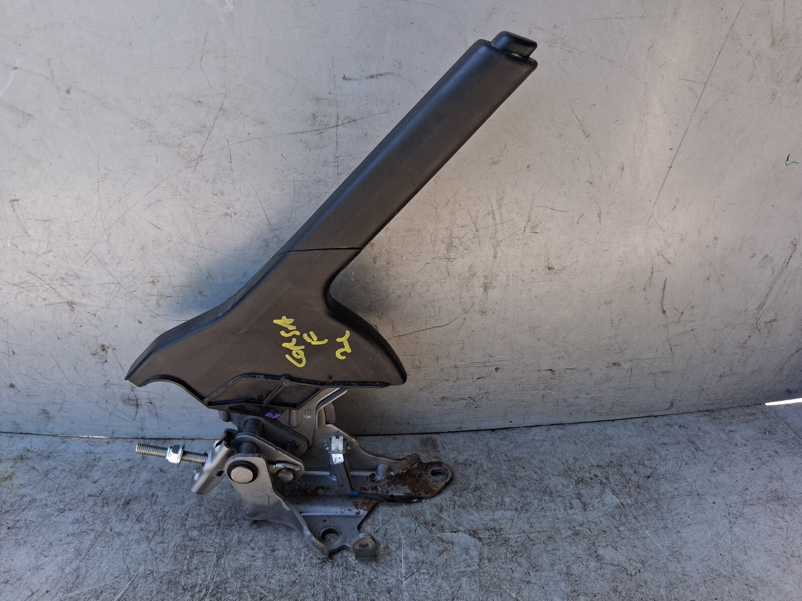 VAUXHALL CORSA F 2021 MANUAL HANDBRAKE LEVER & MECHANISM 9824553280
