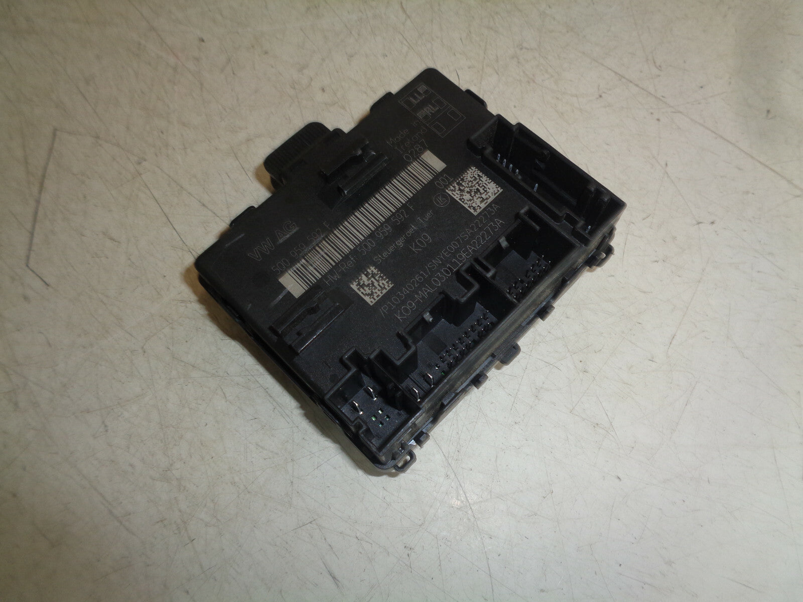 AUDI A3 8V 2017 NSF PASSENGER SIDE FRONT DOOR CONTROL MODULE UNIT 5Q0959592F