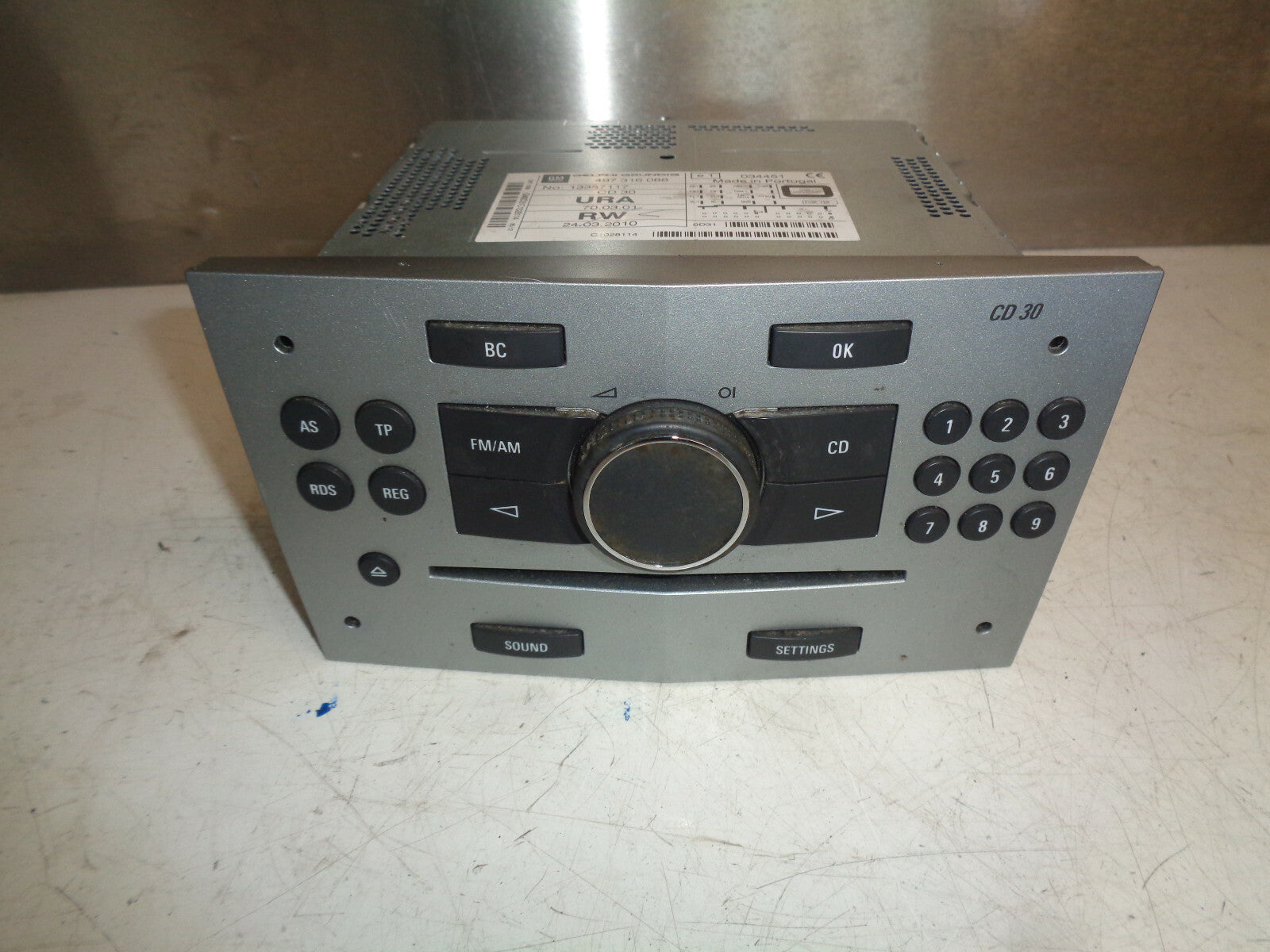 VAUXHALL ASTRA H MK5 2010 STEREO CD30 RADIO HEAD UNIT 13357117