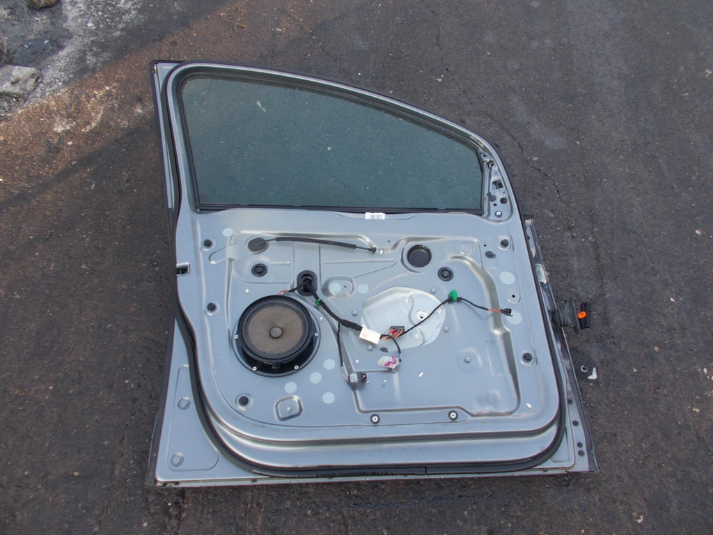VOLKSWAGEN GOLF PLUS 2009 HATCHBACK NSF PASSENGER SIDE FRONT DOOR GREY