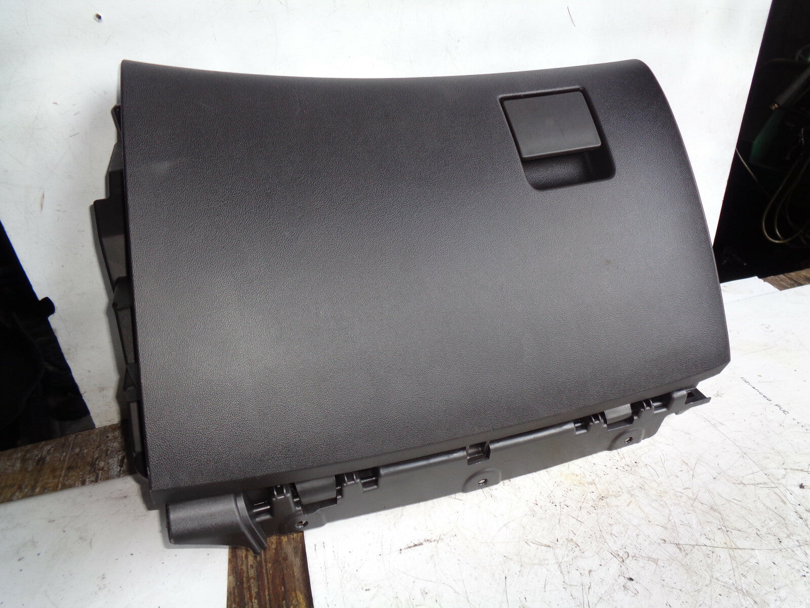VAUXHALL INSIGNIA A 2012 2.0 DIESEL NS PASSENGER SIDE GLOVE BOX 13273294