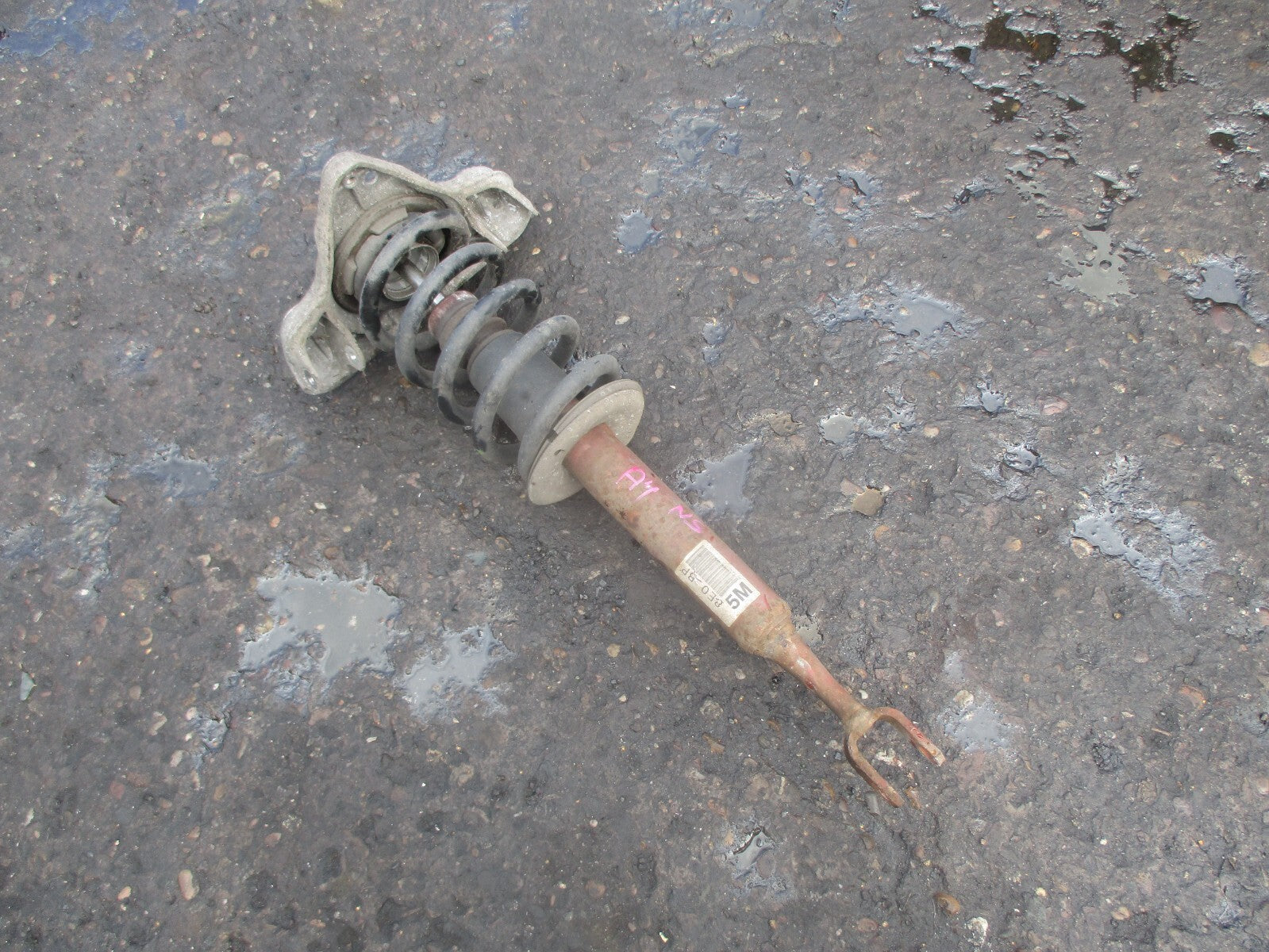 AUDI A4 B6 2004 NSF PASSENGER SIDE FRONT SHOCK SPRING ABSORBER