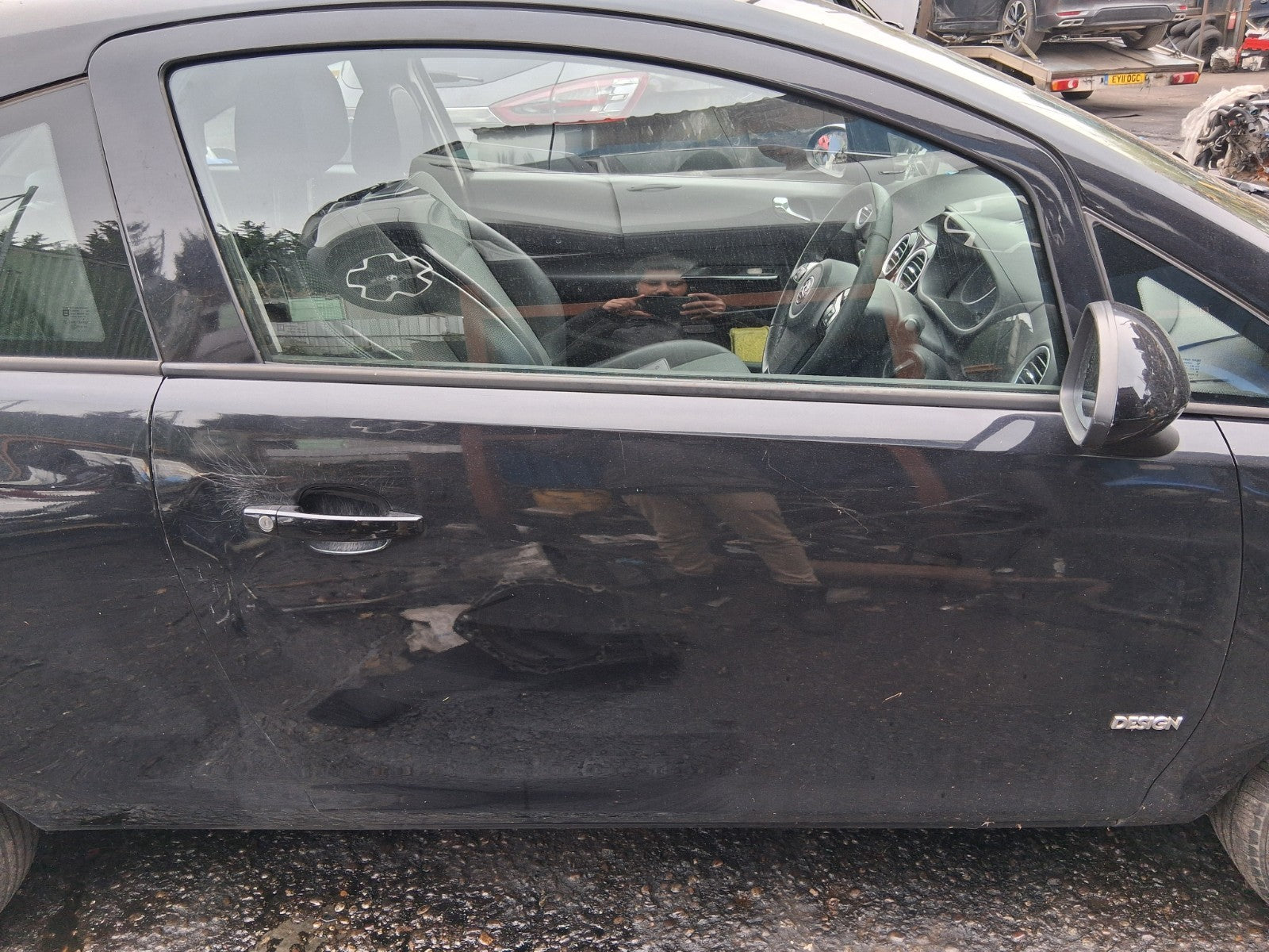 2009 VAUXHALL CORSA D 3 DOOR OSF DRIVER SIDE RIGHT COMPLETE DOOR BLACK