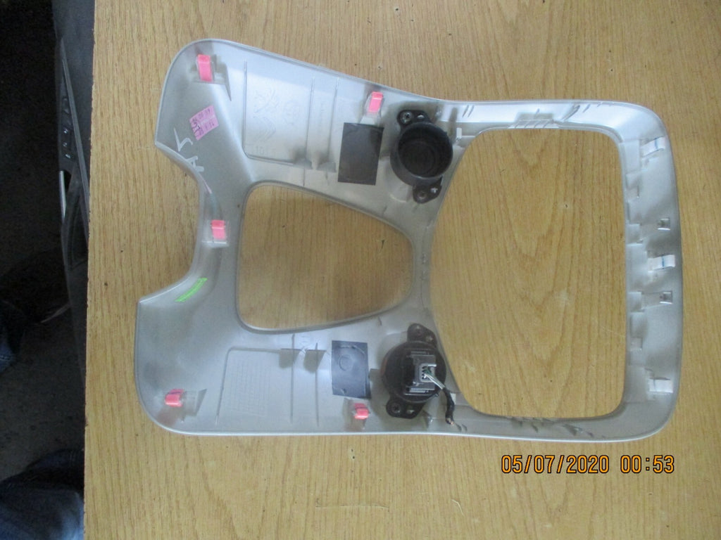 PEUGEOT 108 MK2 2014 1.0 PETROL RADIO SURROUND AND HEATER CONTROL TRIM554050H040