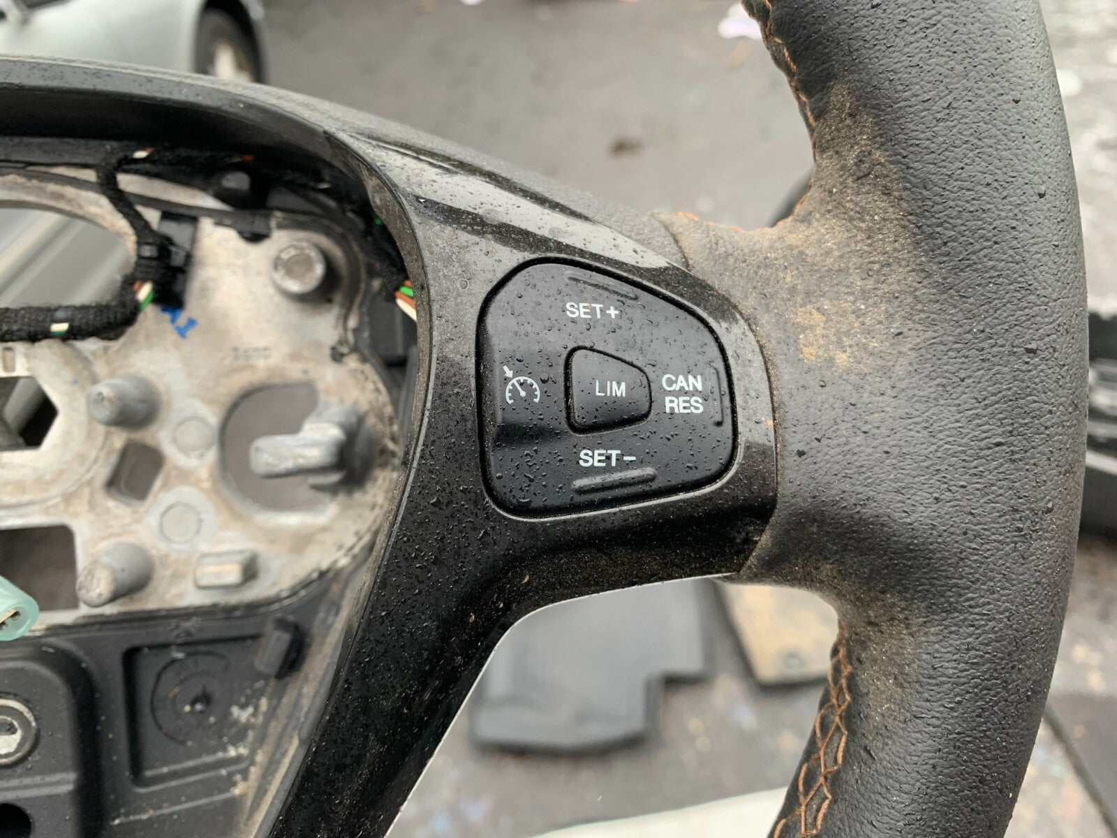 FORD KA  PLUS + 2019 MFSW STEERING WHEEL MULTI FUNCTION CRUISE CONTROL