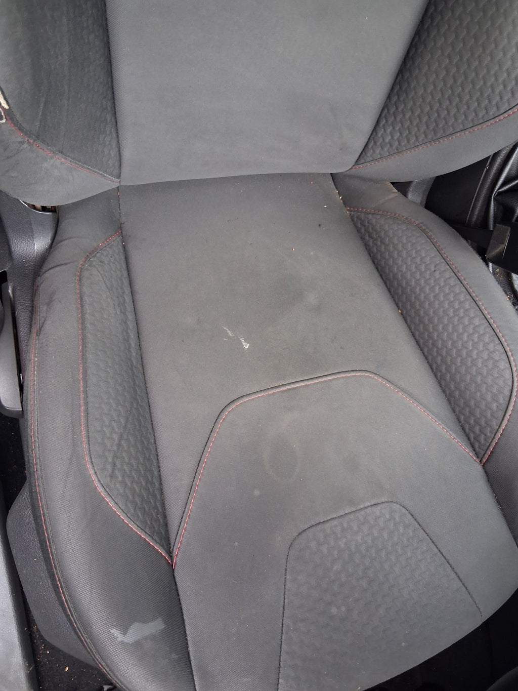 2017 FORD FOCUS MK3 ST LINE OSF DRIVER SIDE FRONT RIGHT COMPLETE FABRIC SEAT