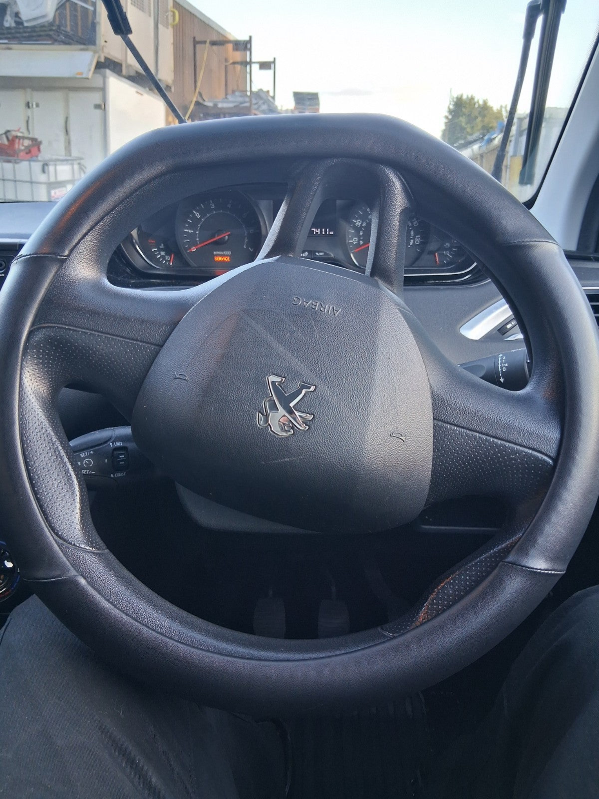 2014 PEUGEOT 208 STEERING WHEEL WITHOUT AIRBAG