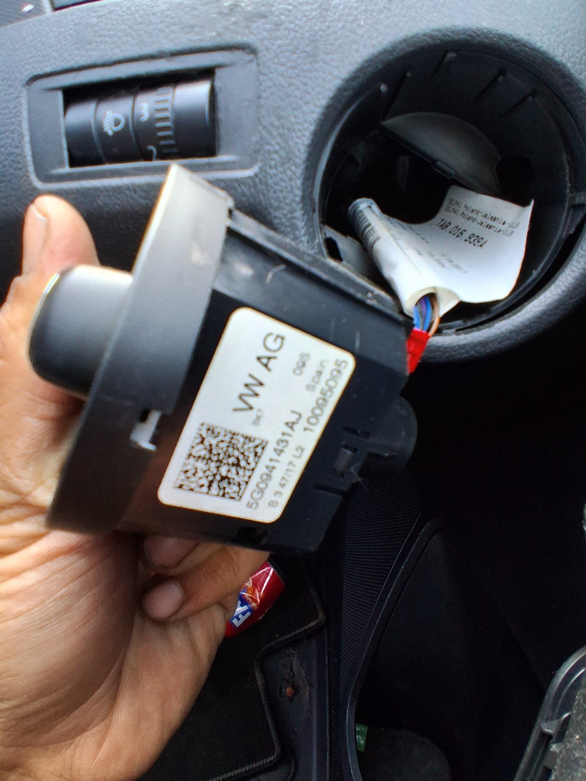 SEAT TOLEDO MK4 2018 KG HEADLIGHT CONTROL SWITCH 5G0941431AJ