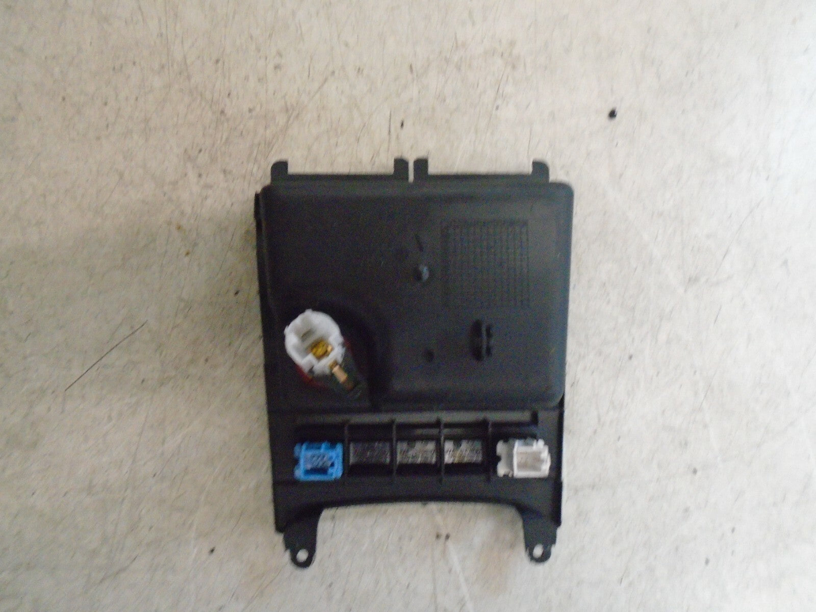 VOLKSWAGEN SCIROCCO 2015 MK3 CENTRE STORAGE TRAY WITH SWITCHES 5K0858329