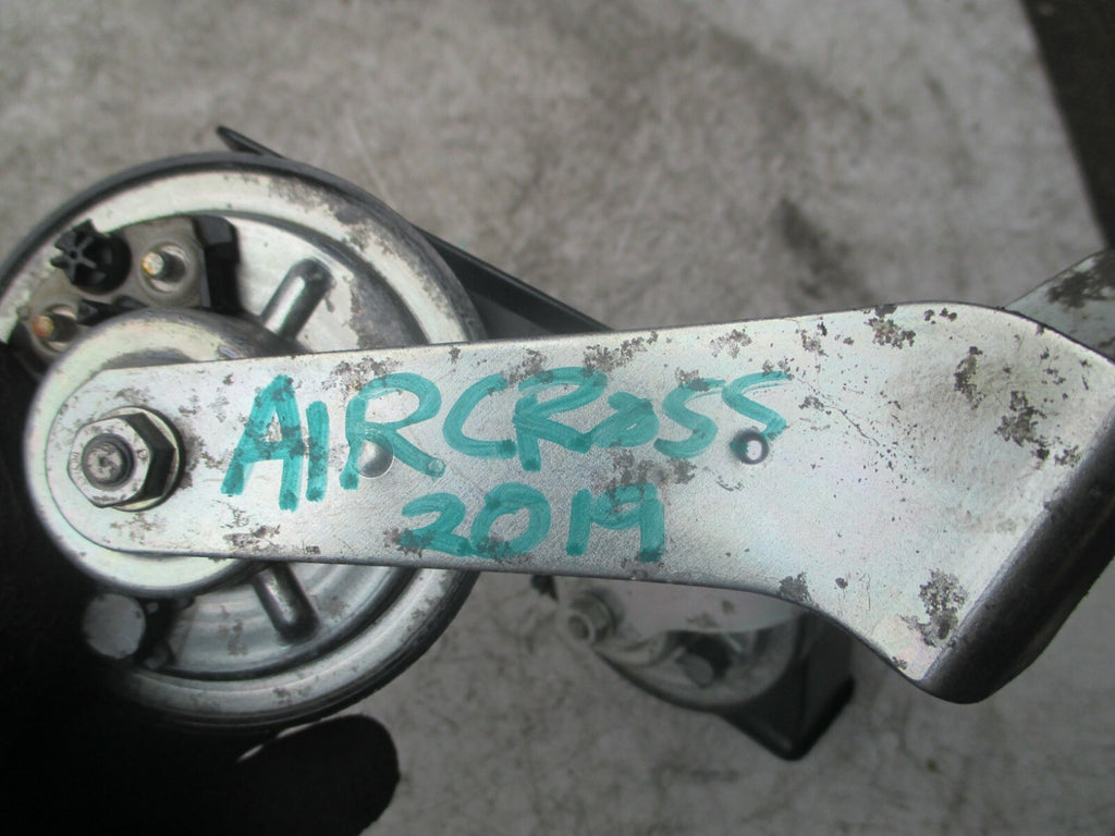 CITROEN AIRCROSS 2019 2 X TWIN DOUBLE HORN CAR HORNS SUPPORT BRACKET 002408/2012