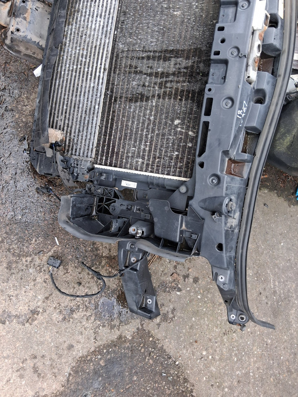2015 MERCEDES SPRINTER W906 2.1 DIESEL FRONT PANEL RADPACK RADIATOR A9065000002