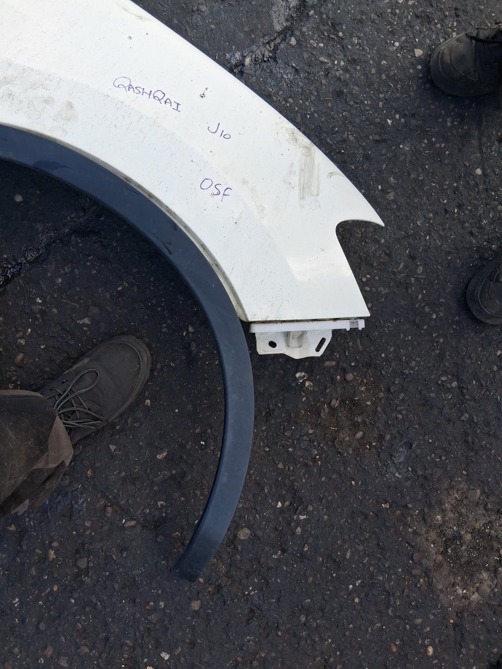 2013 NISSAN QASHQAI J10 OSF DRIVER SIDE FRONT WING PANEL WHITE