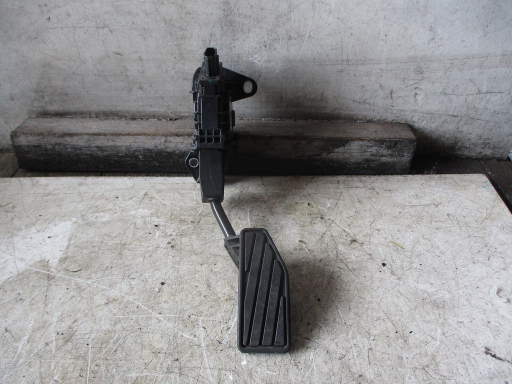SUZUKI SWIFT MK4 2020 ACCELERATOR THROTTLE PEDAL 4940068P00