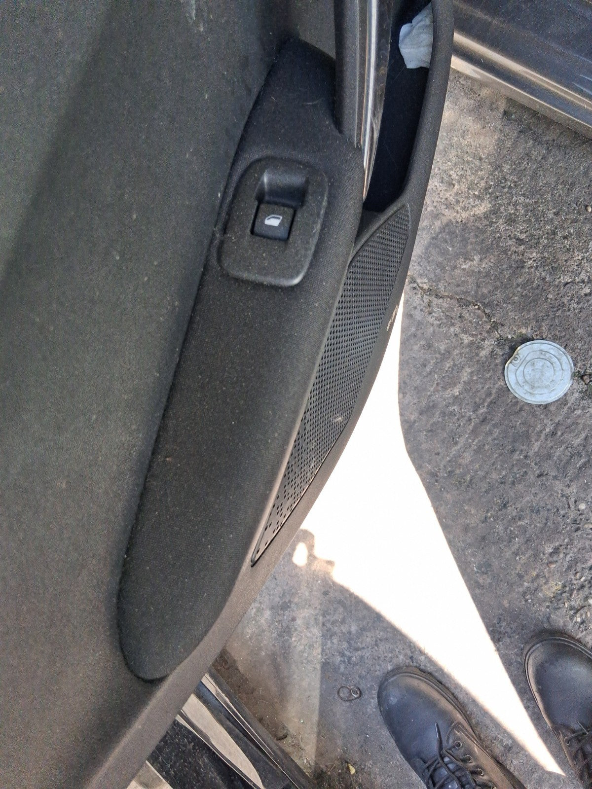 2019 PEUGEOT 208 MK1 NSR PASSENGER SIDE REAR LEFT WINDOW CONTROL SWITCH